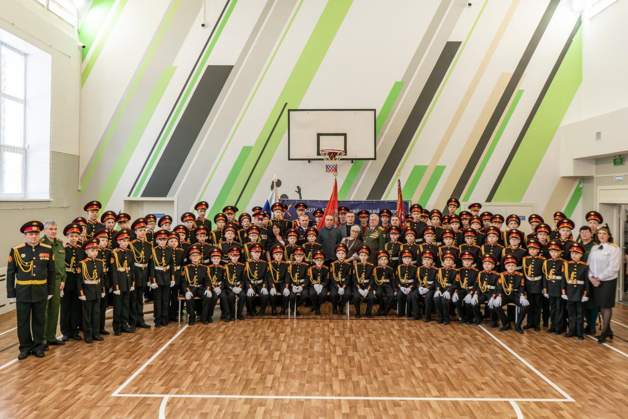 В Кедровом кадетском корпусе прошла церемония принятия присяги юными воспитанниками В Кедровом кадетском корпусе прошла церемония принятия присяги юными воспитанниками