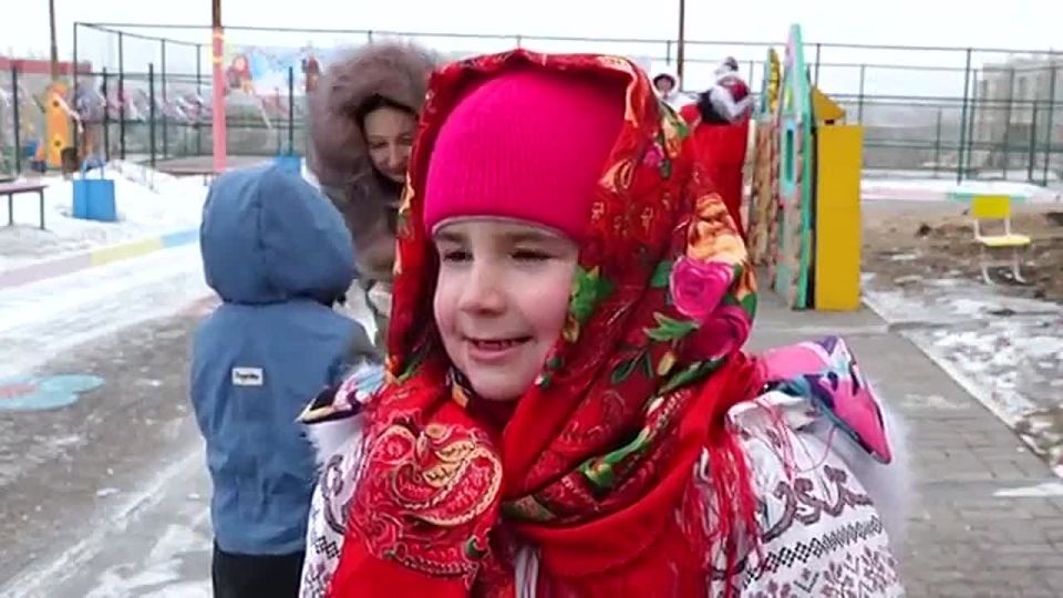 МАСЛЕНИЦА В ДЕТСКОМ САДУ. В Красноярске на этой неделе во всех детских садах проходят Масленичные гуляния
