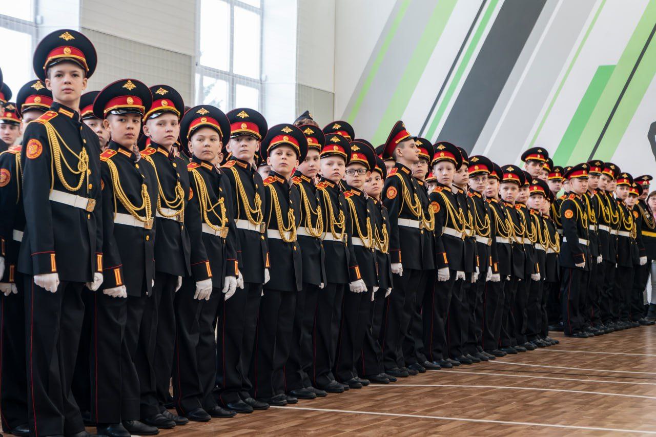 В Кедровом кадетском корпусе прошла церемония принятия присяги юными воспитанниками В Кедровом кадетском корпусе прошла церемония принятия присяги юными воспитанниками