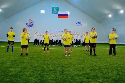 Крытый футбольный манеж открылся в Шушенском