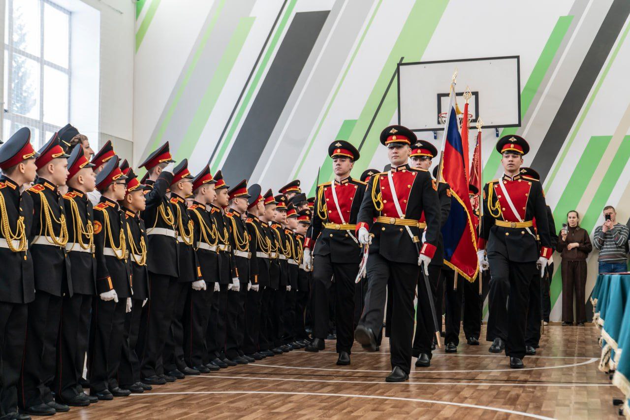 В Кедровом кадетском корпусе прошла церемония принятия присяги юными воспитанниками В Кедровом кадетском корпусе прошла церемония принятия присяги юными воспитанниками