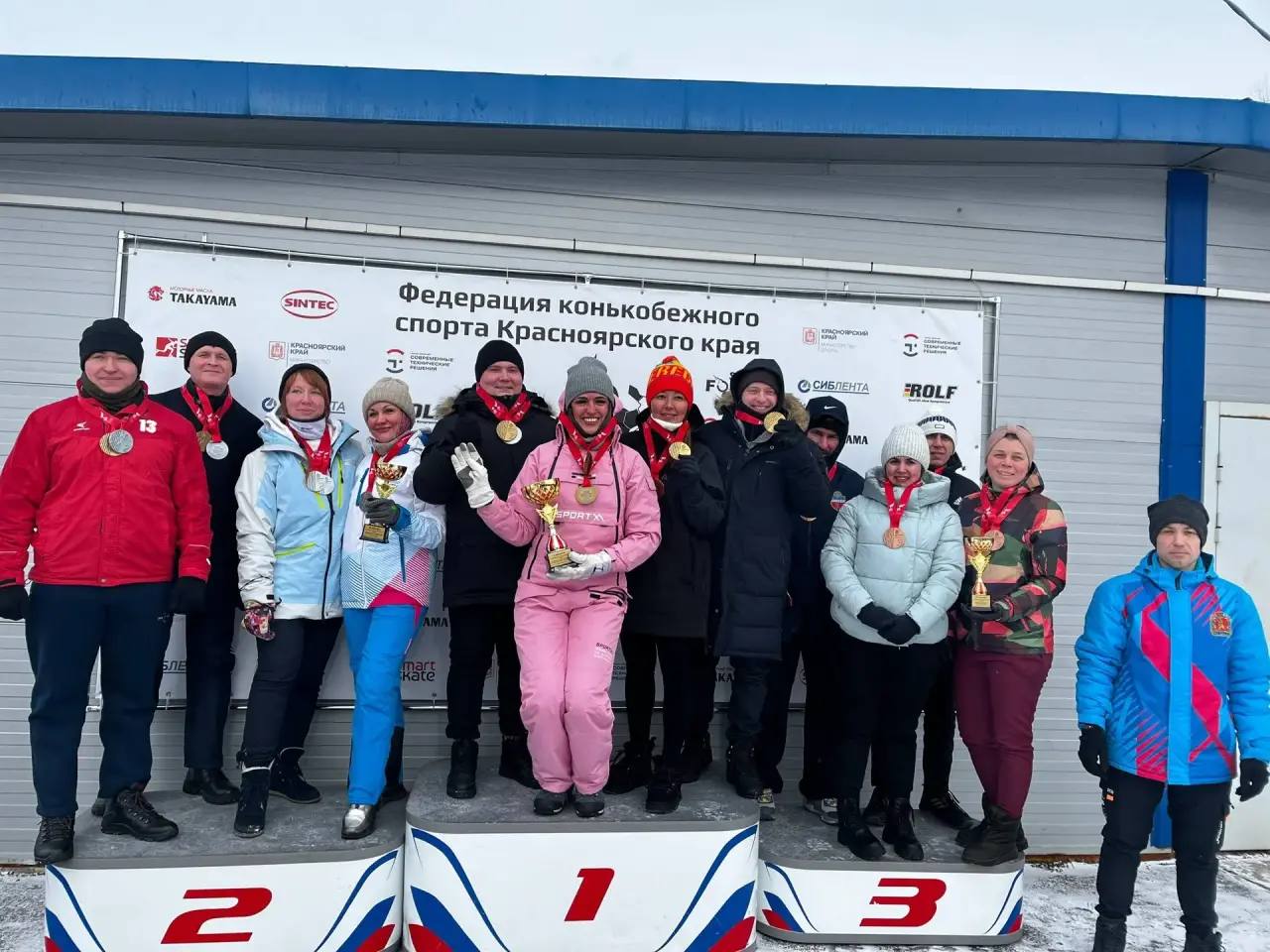 На стадионе МАУ «Татышев-парк» в Красноярске в рамках Спартакиады работников органов прокуратуры Красноярского края прошёл II турнир по конькобежному спорту На стадионе МАУ «Татышев-парк» в Красноярске в рамках Спартакиады работников органов прокуратуры Красноярского края прошёл II турнир по конькобежному спорту