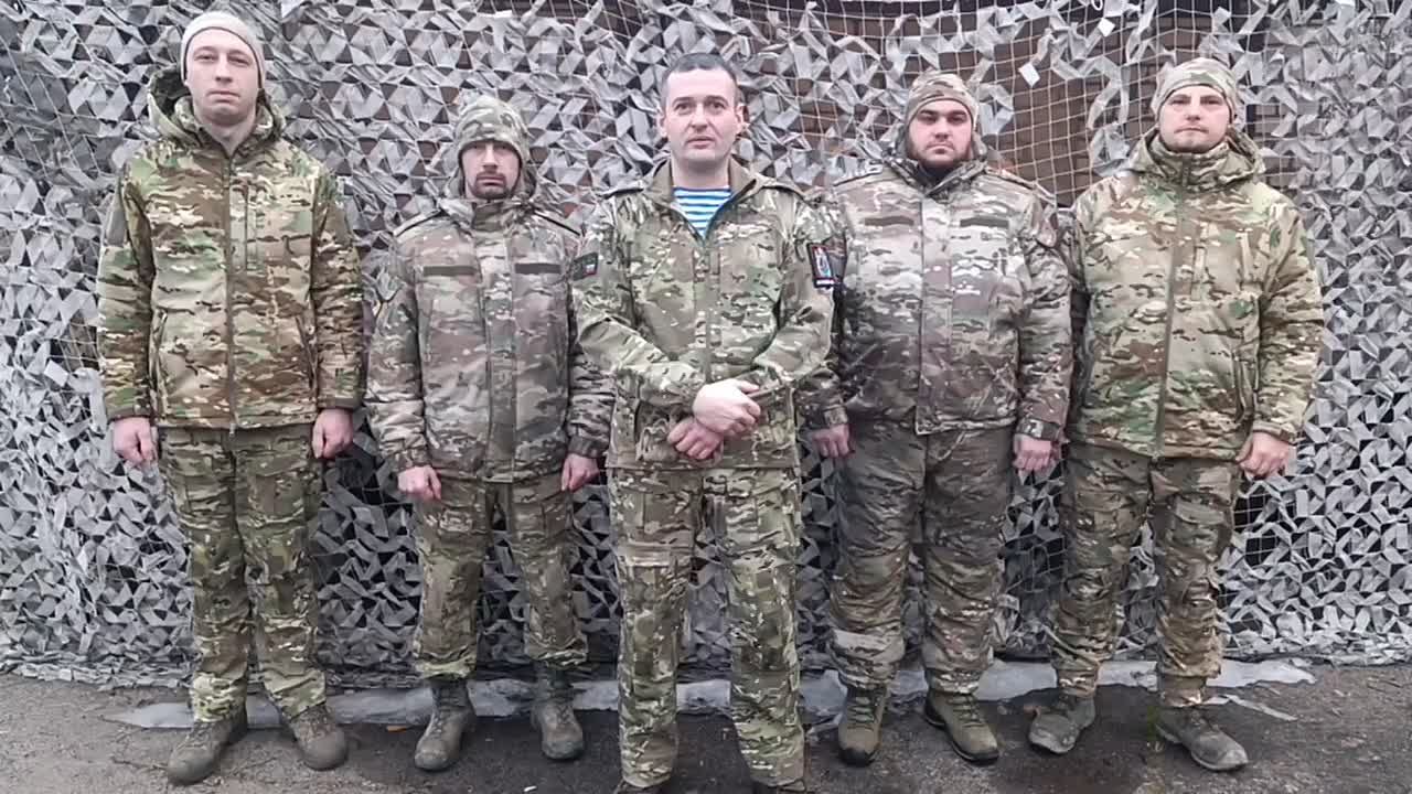 Участники спецоперации из Красноярского края поздравляют всех земляков с Днём защитника Отечества!