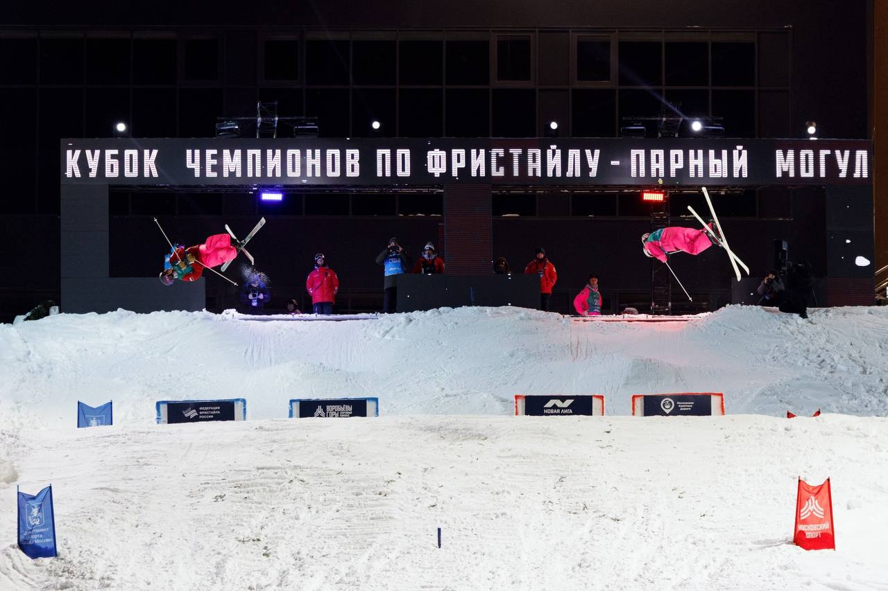 Никита Новицкий – победитель международного турнира по фристайлу Никита Новицкий – победитель международного турнира по фристайлу