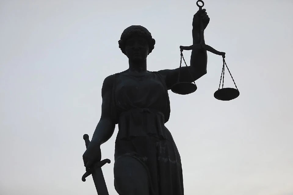 В Красноярске будут судить мужчину, истязавшего бывшую жену на глазах у ребенка