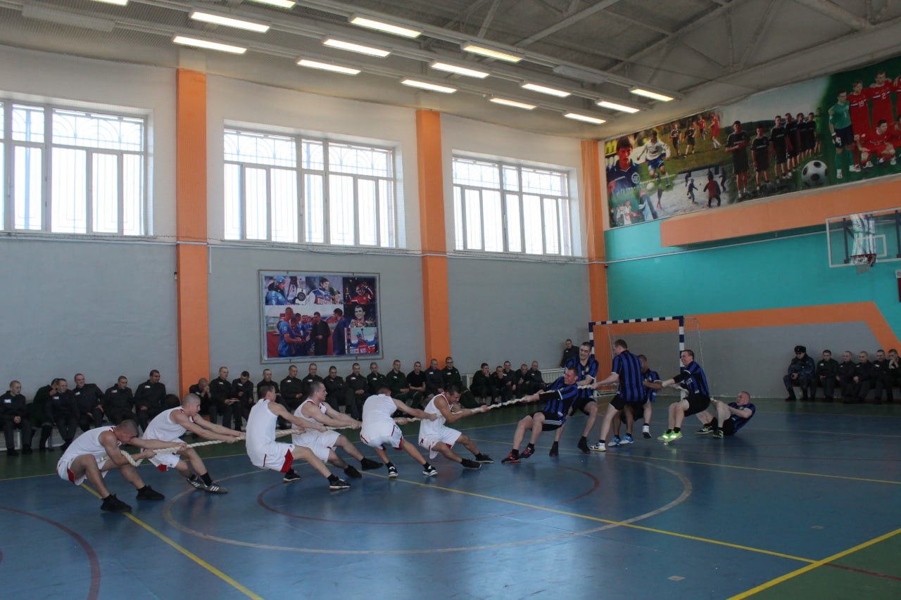 В Канской воспитательной колонии прошли соревнования по силовому многоборью «Железный человек» В Канской воспитательной колонии прошли соревнования по силовому многоборью «Железный человек»