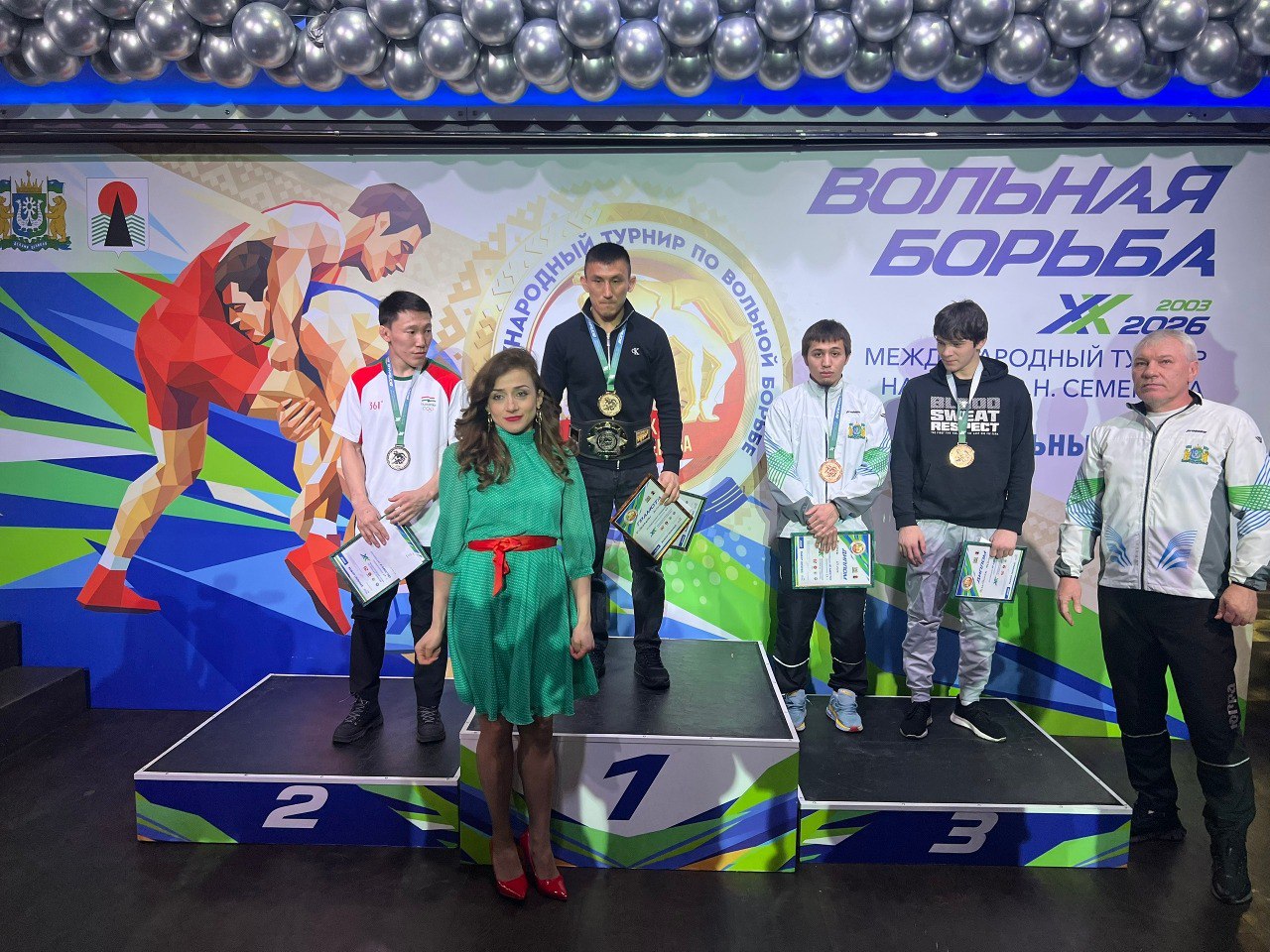 Красноярские борцы завоевали медали международного турнира