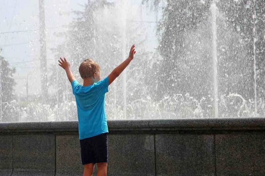 Почему на войне и в лагерях выстояли мальчики со скрипками, а не те, кого воспитывали подзатыльниками