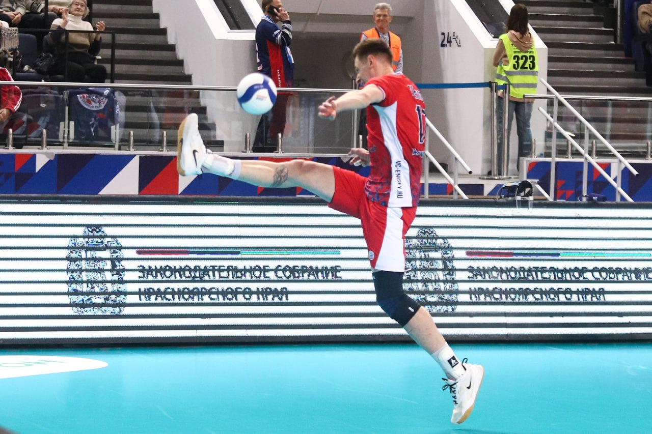 Волейбольный «Енисей» обыграл нижегородский «Горький» в домашнем матче Волейбольный «Енисей» обыграл нижегородский «Горький» в домашнем матче