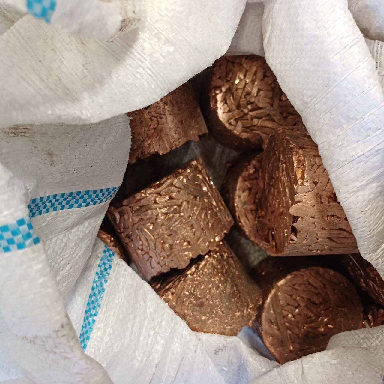 В Ачинске вынесен приговор в отношении участников организованной группы, обвиняемых в растрате имущества на металлургическом предприятии В Ачинске вынесен приговор в отношении участников организованной группы, обвиняемых в растрате имущества на металлургическом предприятии