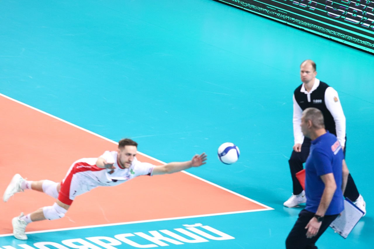 Волейбольный «Енисей» обыграл нижегородский «Горький» в домашнем матче Волейбольный «Енисей» обыграл нижегородский «Горький» в домашнем матче