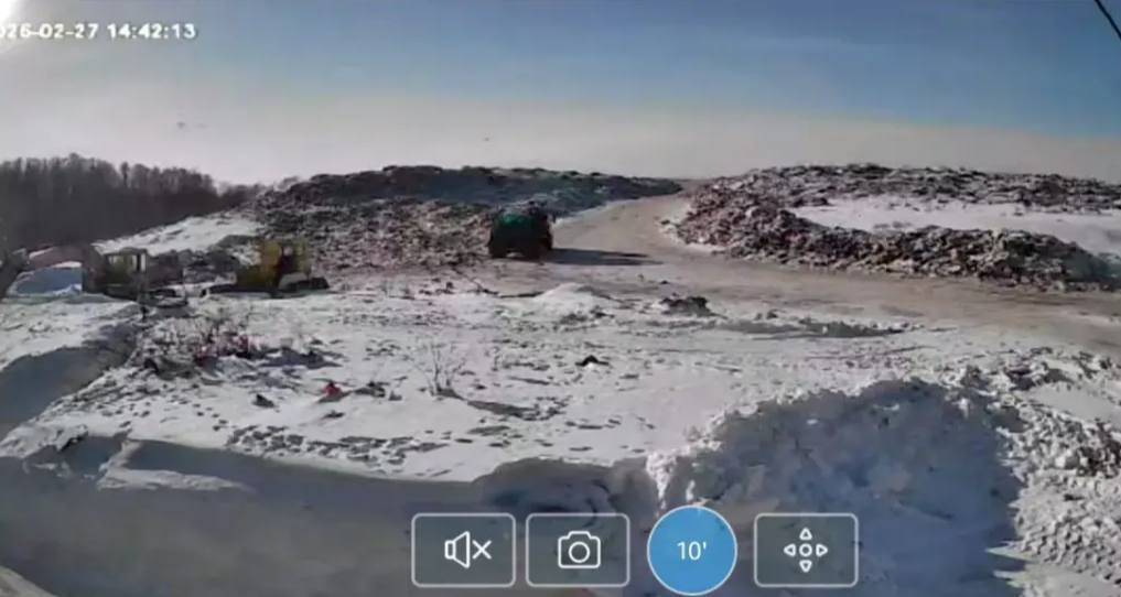 В Ачинске загорелся мусор на полигоне из-за горячей золы