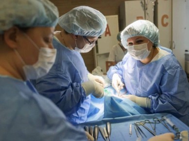 Стало известно состояние пострадавших после нападении на школу в Покровке