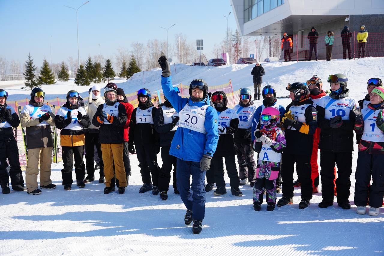 В рамках Спартакиады работников органов прокуратуры края прошли соревнования по горнолыжному спорту и сноуборду в дисциплине слаломгигант В рамках Спартакиады работников органов прокуратуры края прошли соревнования по горнолыжному спорту и сноуборду в дисциплине слаломгигант