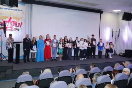 Главный полицейский Таймыра вручил награды победителям фестиваля «Виктория»