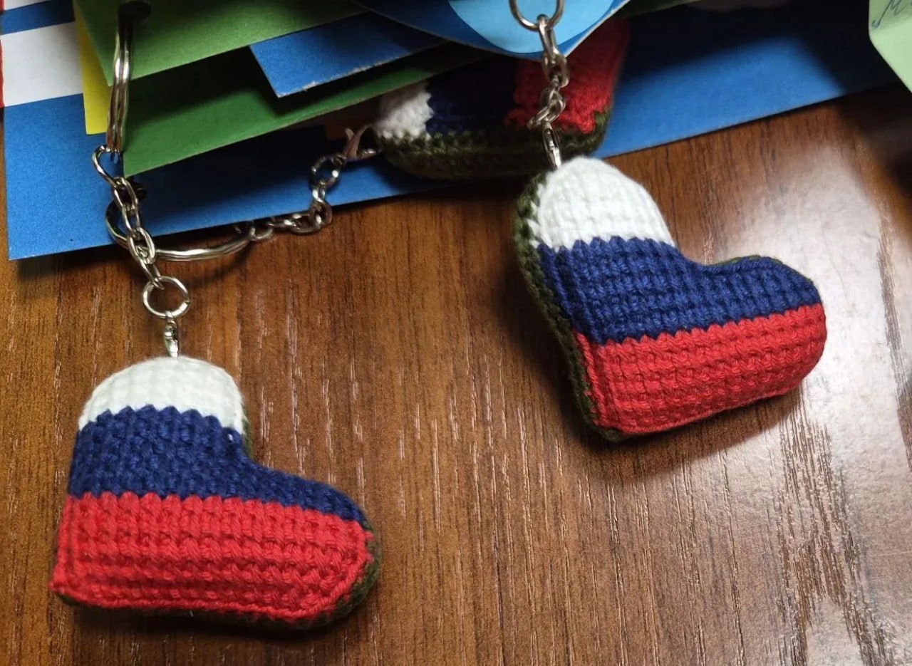 С праздником, наши героини! С праздником, наши героини!