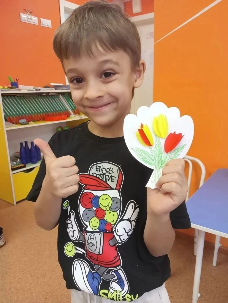 С праздником, наши героини! С праздником, наши героини!