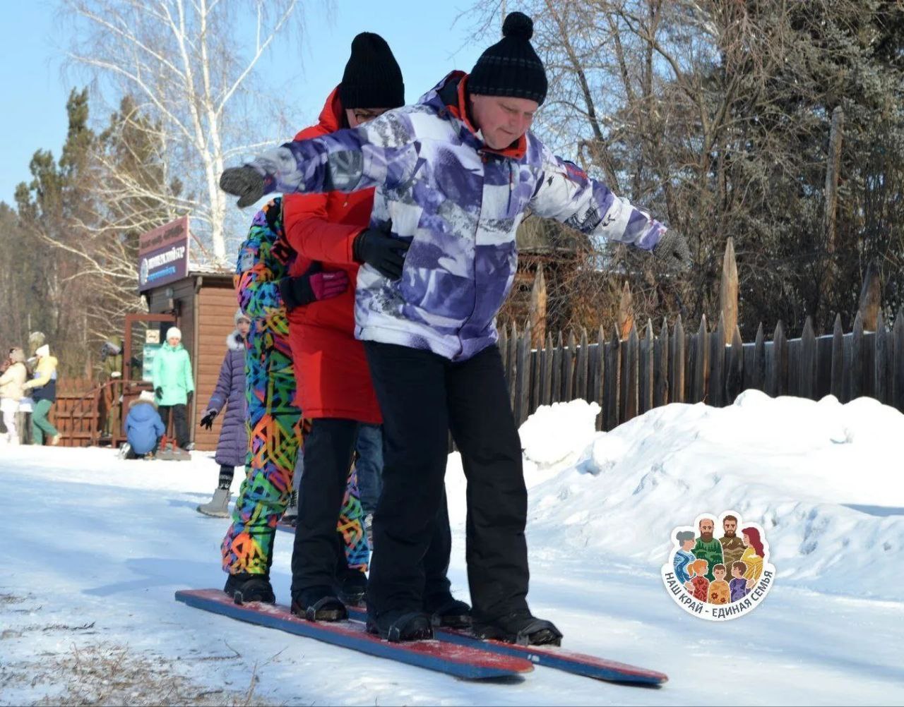 «Наш край — единая семья»: репортаж с зимнего праздника в Шушенском округе