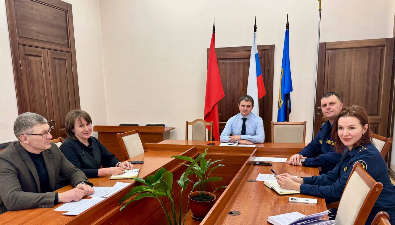 Начальник Тюрьмы Александр Слепов встретился с главой и представителями администрации Минусинского муниципального округа
