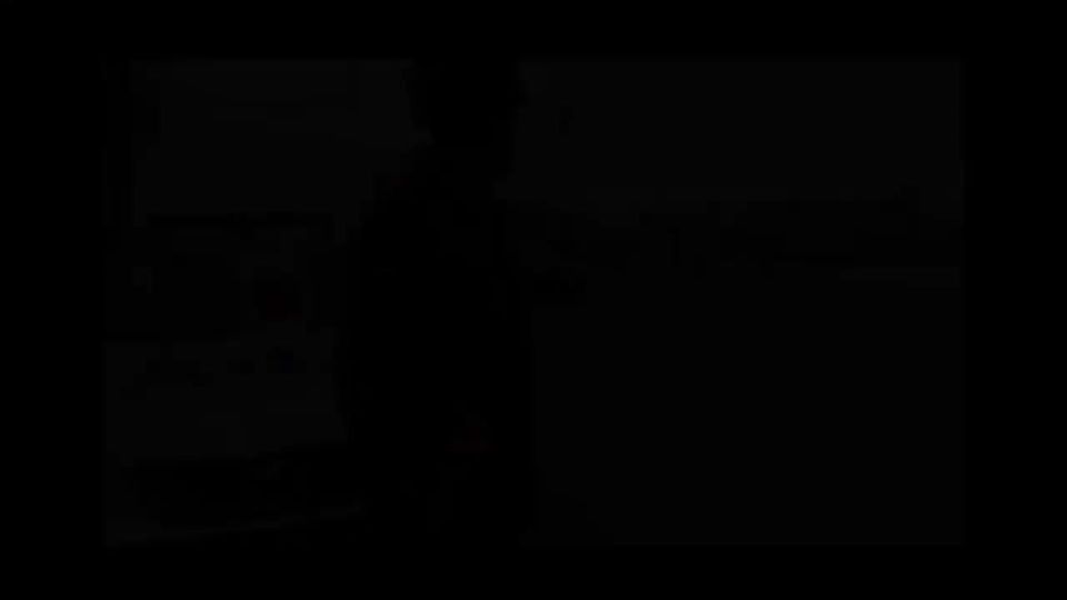 Причина остановки - улыбки наших милых дам !