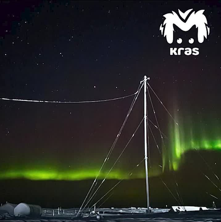 Северное сияние озарило небо над мысом Челюскин прошлой ночью