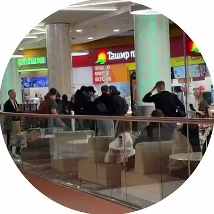 В Ярославле в ТЦ произошла массовая драка