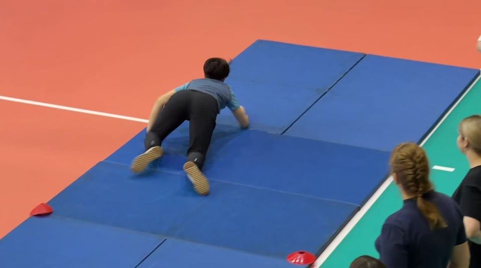 В спортивном комплексе ГУ МВД России по Красноярскому краю прошли яркие соревнования «А ну-ка, девушки!», посвящённые Международному женскому дню 8 марта