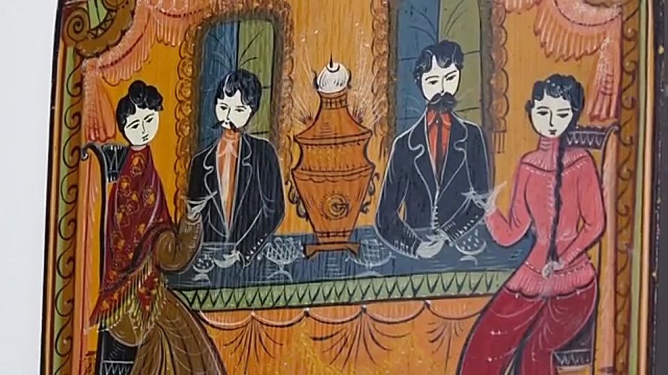 ВЫСТАВКА «ВРЕМЯ ПИТЬ ЧАЙ». В художественном музее имени Василия Сурикова свою работу продолжает выставка «Время пить чай»