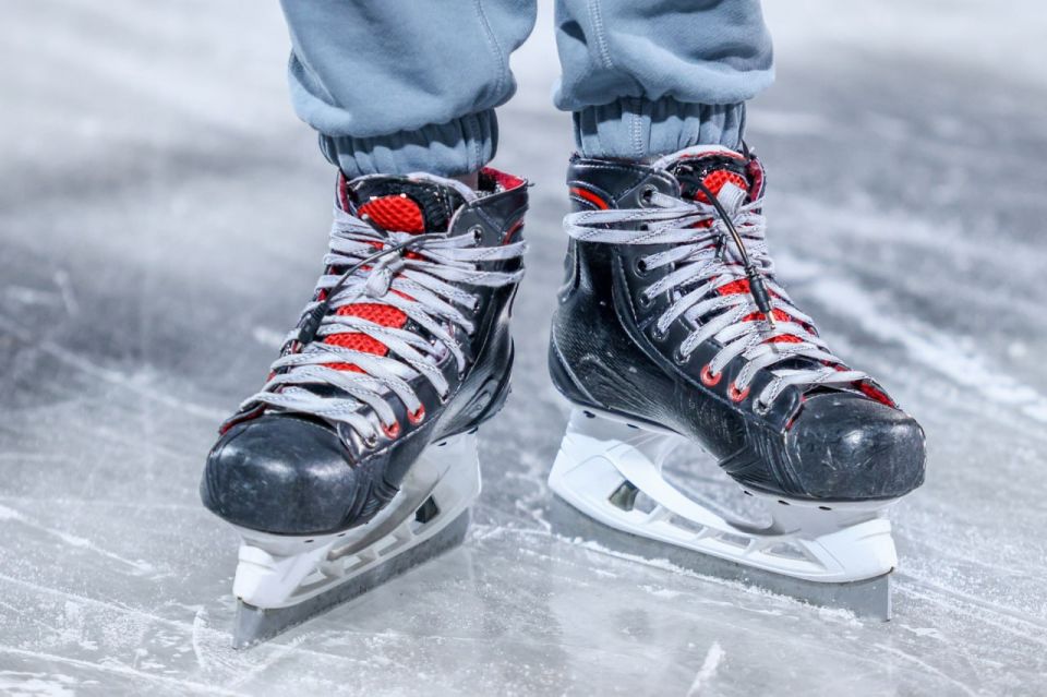 В красноярском Татышев-парке после перерыва открыли каток