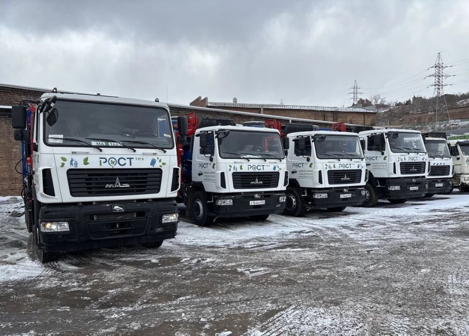 Повышенная вместимость и боковая загрузка: новые мусоровозы готовятся выйти на линию в Красноярске и Емельяновском районе