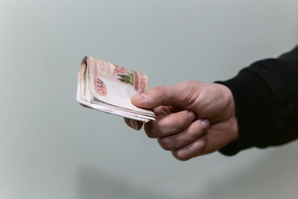 Супружеская пара решила подзаработать, увидев объявление в одном из мессенджеров