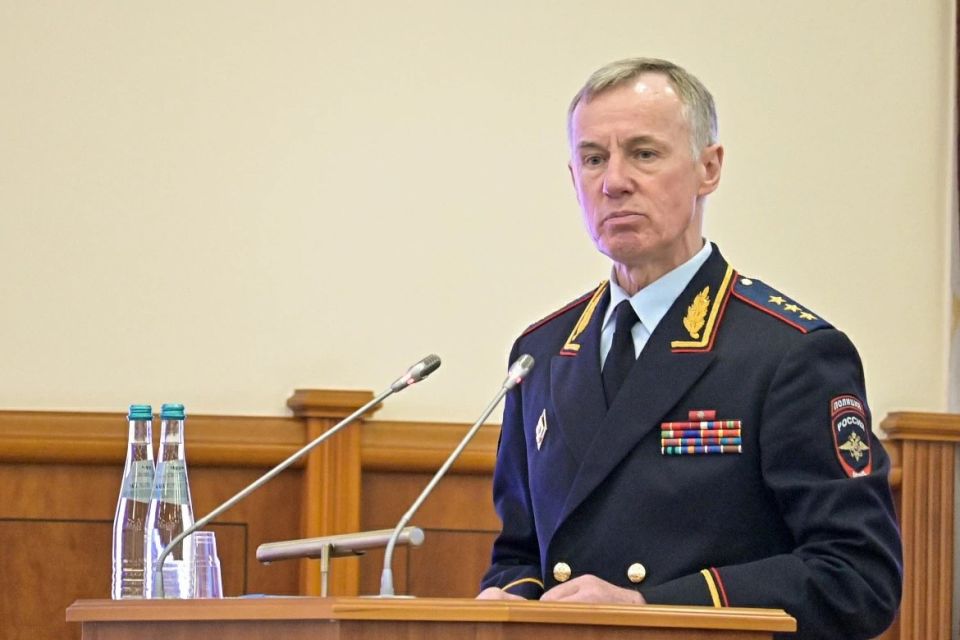 Путин освободил бывшего красноярского полицейского от должности первого замглавы МВД