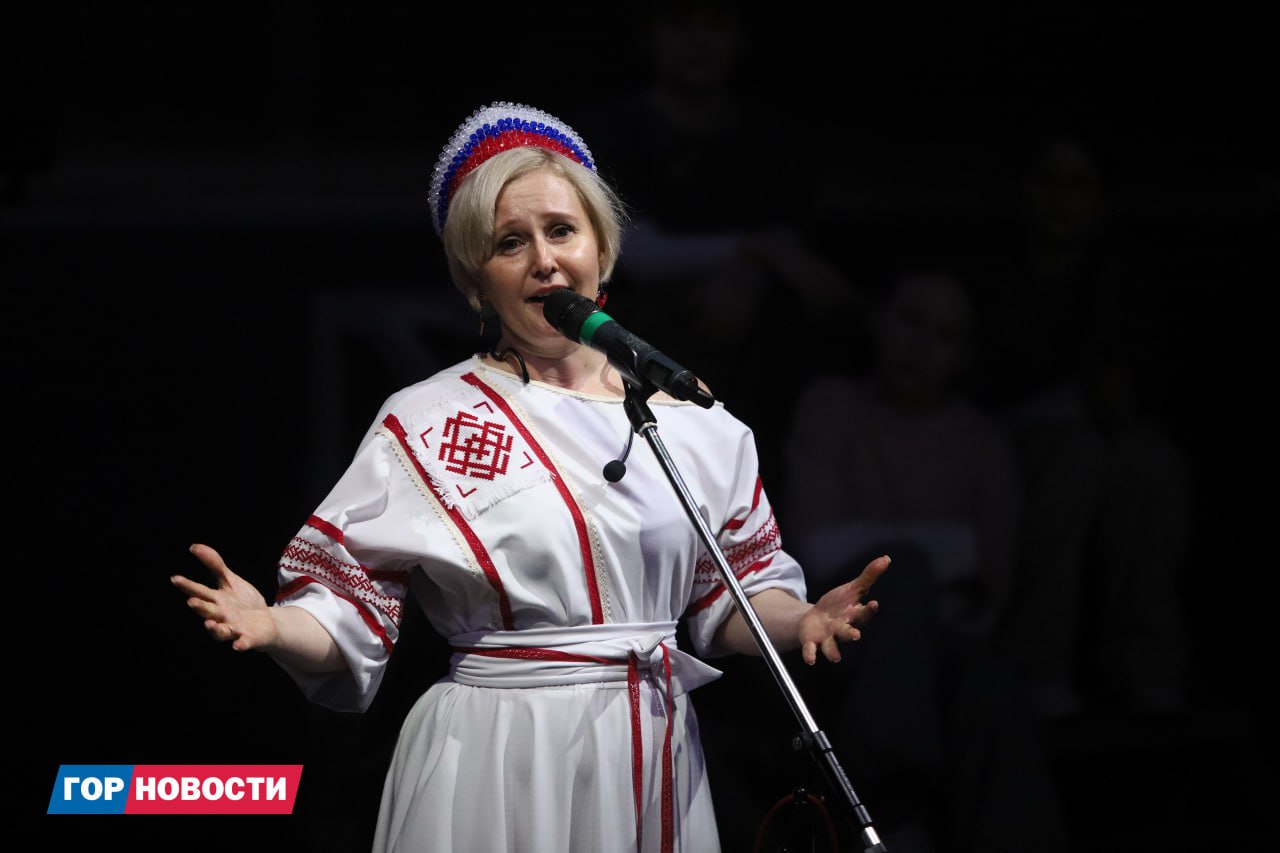 В Красноярске прошел первый концерт проекта «Творческий фронт. Позывной – Красноярск» В Красноярске прошел первый концерт проекта «Творческий фронт. Позывной – Красноярск»