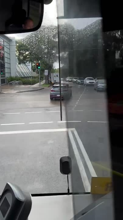 ������ ����!. ���-�� ���� �� ������, � ���-�� ��� �� ������������