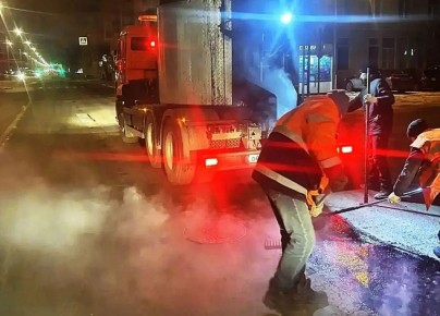 Мэр Красноярска поручил дорожникам поднапрячься с ремонтом ям