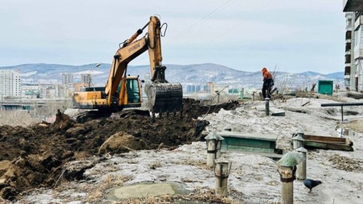 В переулке Боготольском сносят погреба для новой четырехполосной дороги