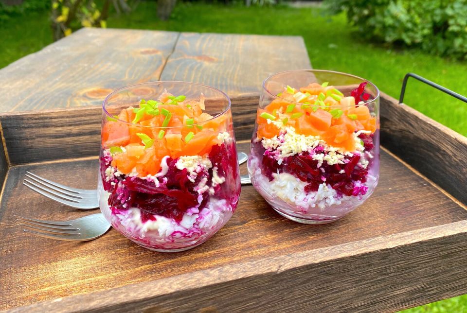 Салат-коктейль для яркого праздничного стола