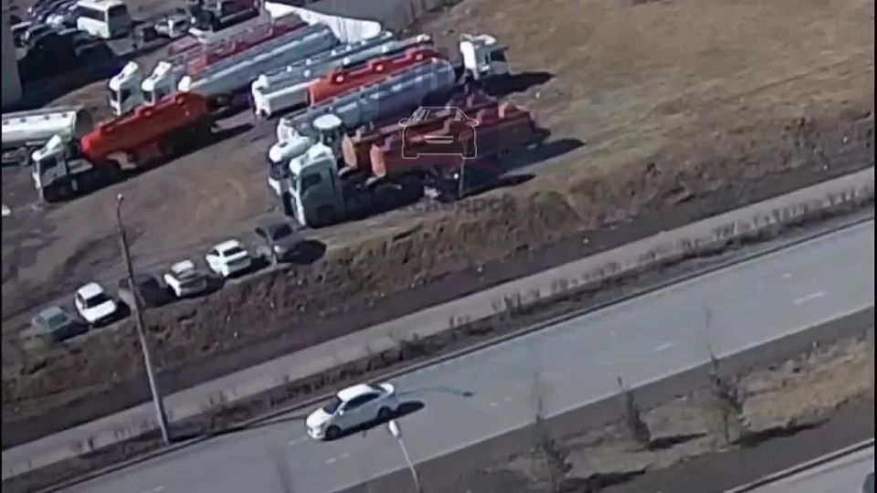 7 ����� � 7 ����� ������: ������ ����� ������� 41-������ �������� �����, ���������� �������� �� ��� � �����������