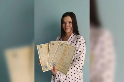 Супруги из Норильска стали родителями тройняшек