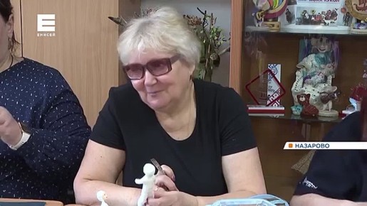 Назаровские рукодельницы смастерили целый космический отряд из обычной ваты