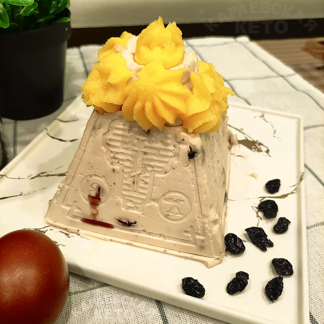 Кето Пасха с вяленой вишней: легкий рецепт для праздничного настроения