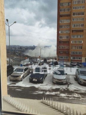 Пожар в мебельном цехе на улице Красной Звезды в Красноярске