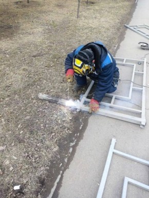 Дорожники активно ремонтируют сооружения на дорогах при наступлении теплой погоды