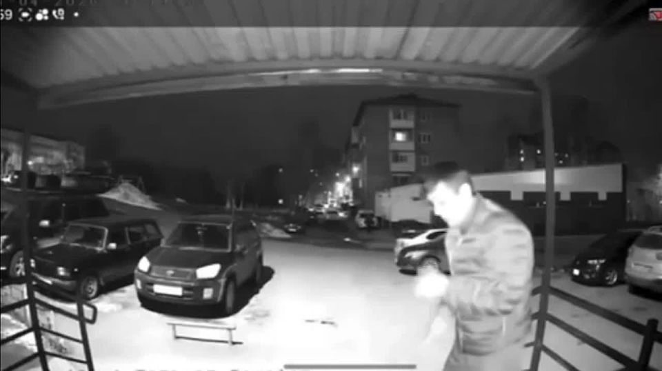 ������� ����� 13-������� ��������� ������������� ������ ��� ����� � �������