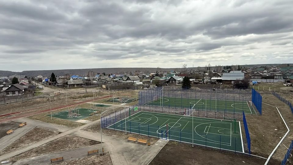 В Уяре завершается строительство общеобразовательной школы В Уяре завершается строительство общеобразовательной школы