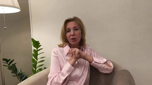 «Я по маленьким шажкам возвращала себя к себе, возвращала себе женственность»