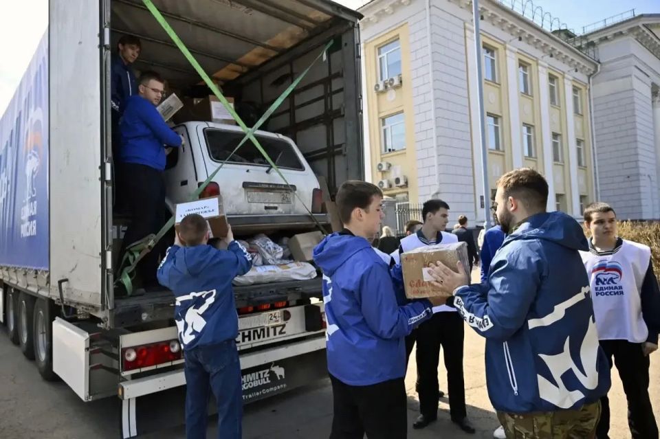 Волонтёры Красноярского края отправили транспорт и посылки военнослужащим