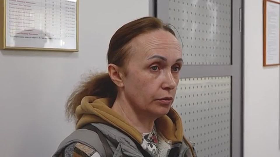 ИДУТ ДЕСЯТКАМИ: НА ПРИЁМЕ У ИРИНЫ ИВАНОВОЙ ВНОВЬ ПОЛНО ЛЮДЕЙ