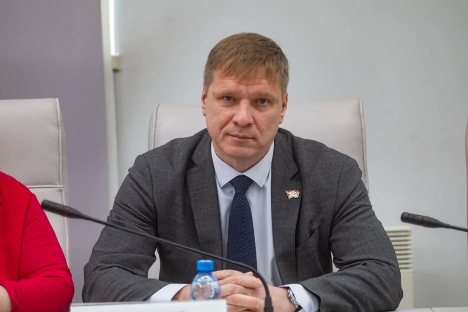В Красноярске повысят эффективность работы роддомов и стоматологий В Красноярске повысят эффективность работы роддомов и стоматологий