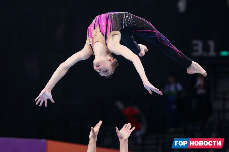 В Красноярске накануне завершился чемпионат России по спортивной акробатике В Красноярске накануне завершился чемпионат России по спортивной акробатике